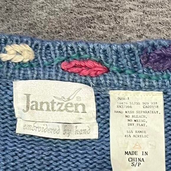 Vintage jantzen embroidered cardigan sweater - Picture 5 of 8